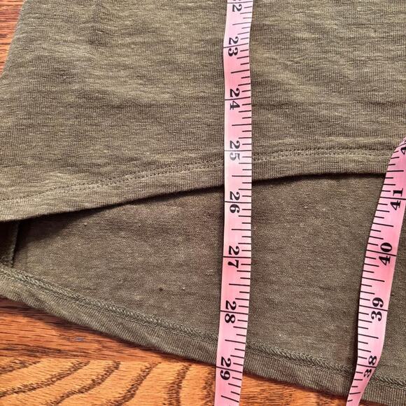 Lysse Jungle Khaki Classic Tee Short Sleeve Women's Size L 95% Linen NWT - Picture 11 of 12